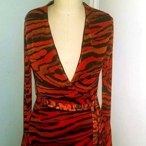 Tiger Print Dress | Long Sleeved | Flair at Wrists | Belted | Lined | Size 10